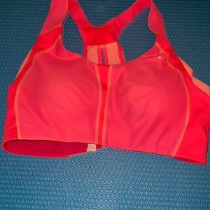 Under Armour heat gear sports bra 36c pink removable pads snap in back